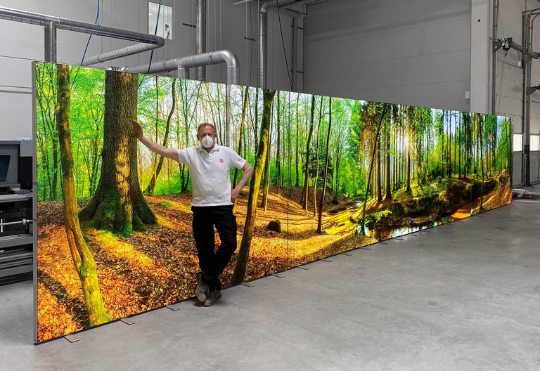 Mur d'exposition LED - ALU LightUp - apprendo GmbH